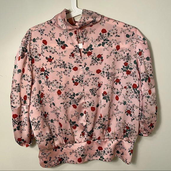 Floral Blouse - Picture 3 of 3